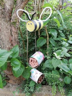 2Nele Insektenhotel